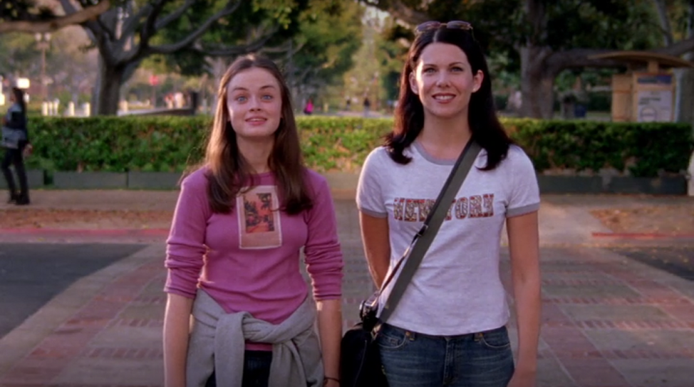 Rory-s-Boobs-Look-Terrible-The-Road-Trip-to-Harvard-Gilmore-Girls