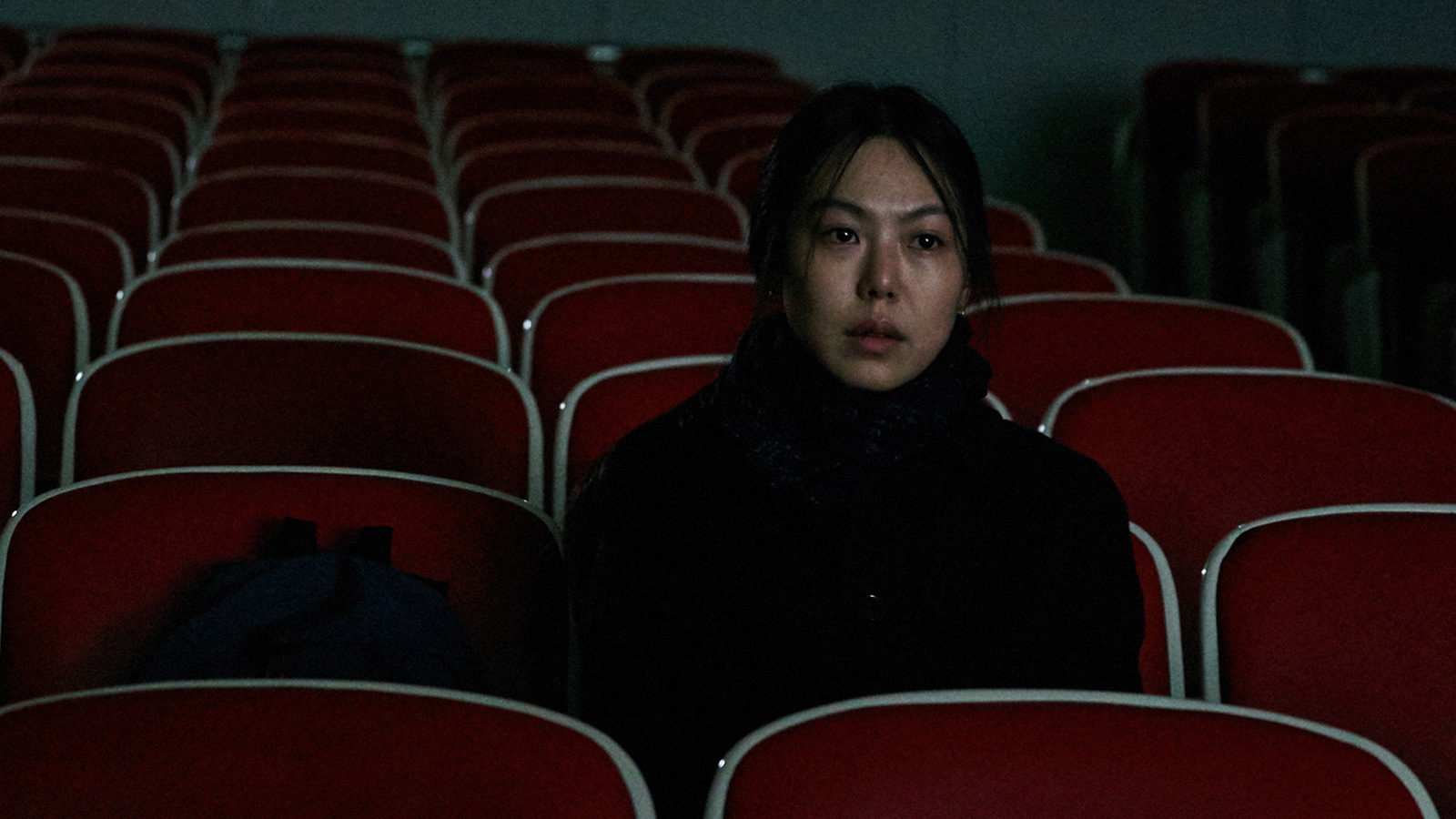 On-The-Beach-at-Night-Along-Hong-Sang-soo