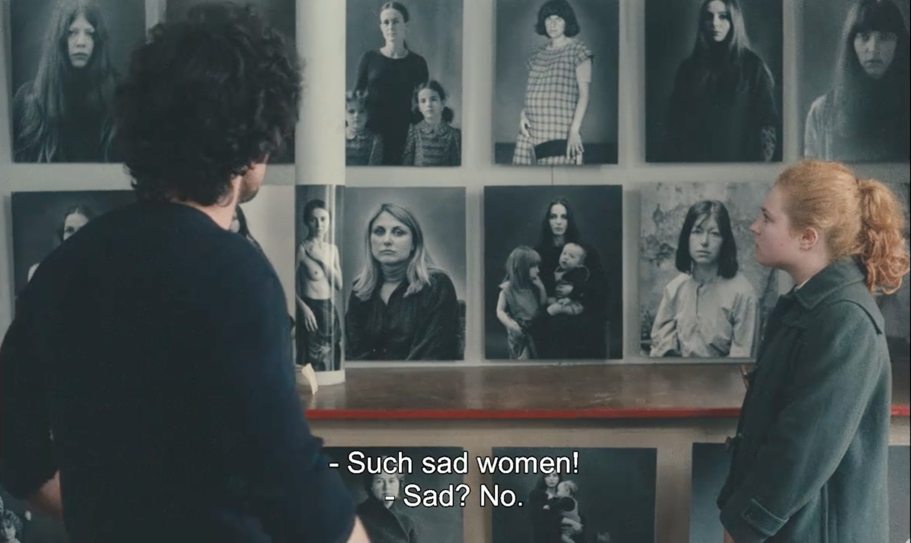 Sad-Women-One-Sings-the-Other-Doesnt-Varda-1