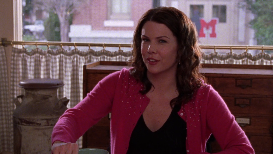 Lorelai-Pearl-Cardigan-Face-Off-Gilmore-Girls