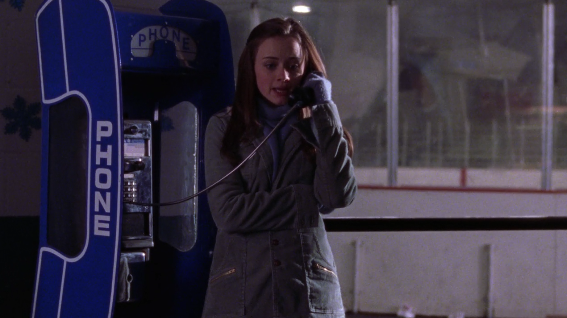 Rory-Pay-Phone-Face-Off-Gilmore-Girls