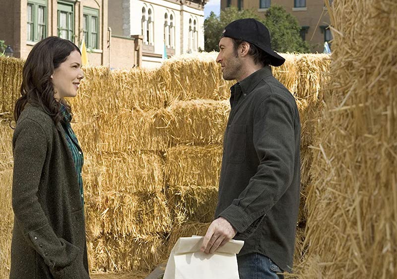 'Gilmore Girls' Season 7, Episode 18: Hay Bale Maze