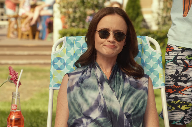 'Gilmore Girls: A Year in the Life' Summer 👙